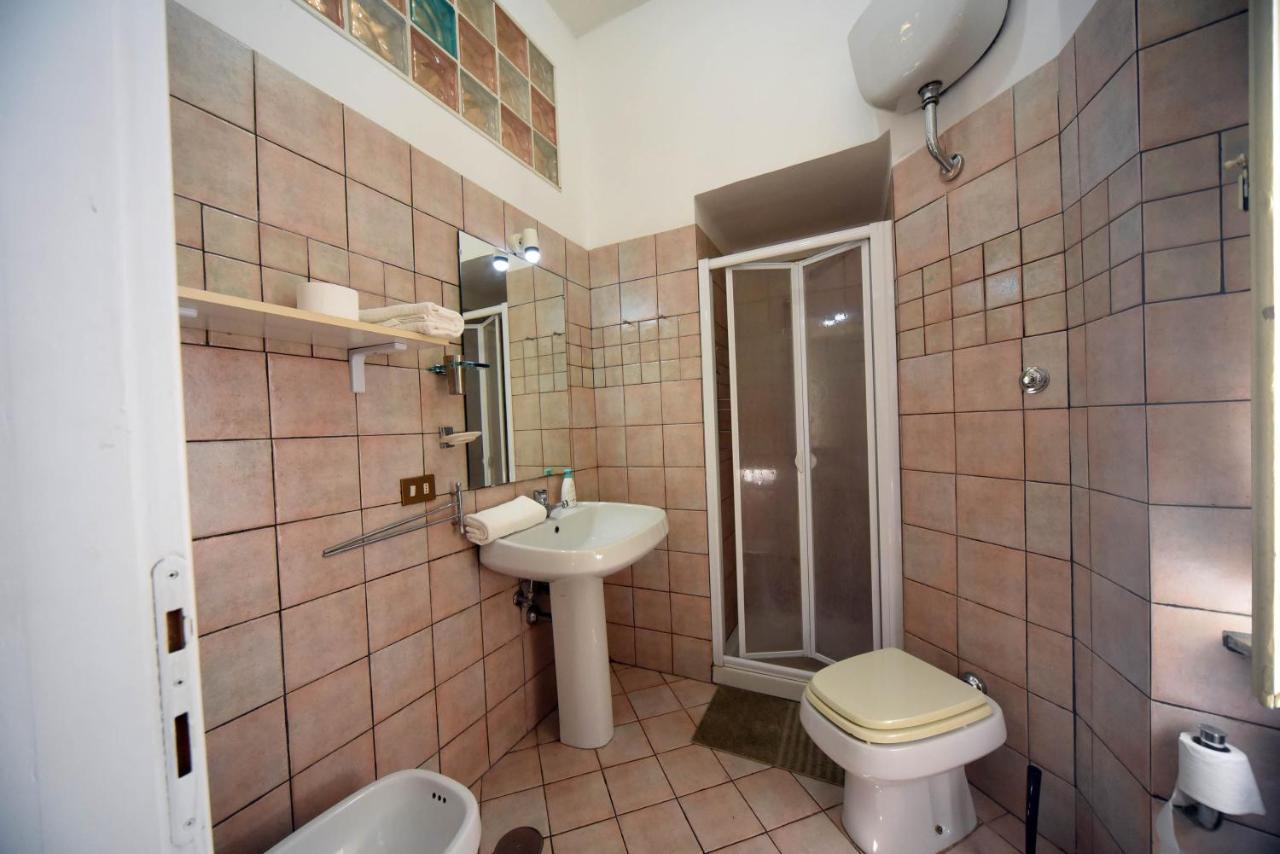 Appartamento Con 3 Camere Da Letto E 2 Bagni Vicino Al Vaticano Rome Bagian luar foto